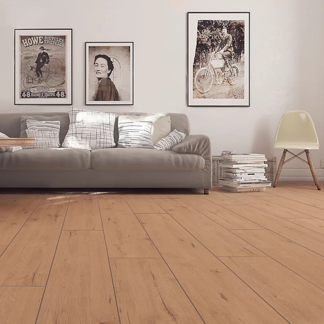 Paris 8mm Laminate Flooring | Light Oak Effect